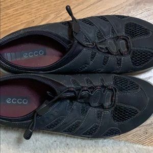 Sneaker slides